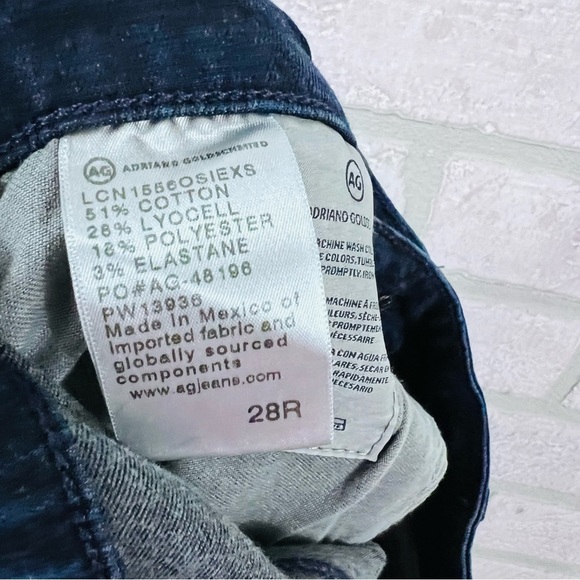 AG The High Rise Stevie Slim Straight Slit Ankle Jeans Size 28 - Picture 10 of 10